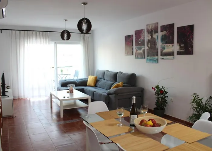 Jara 25 Feriehus Nerja